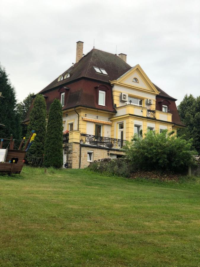Ubytování v soukromí rodinné vily v Děčíně Exterior foto